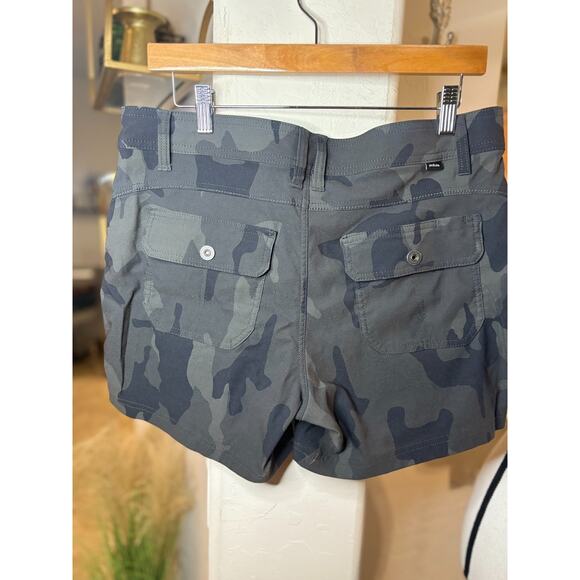 prAna Women's Black/Gray Kiking Shorts 5" Size 12 - Picture 3 of 4